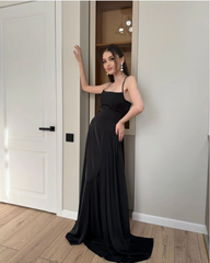 BLACK HIGH SLIT BODYCON